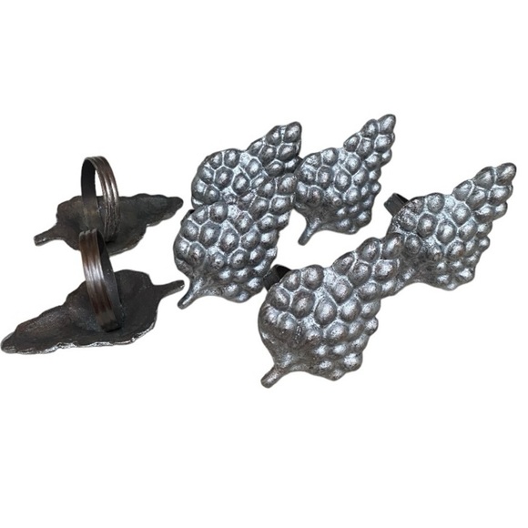 Lot of 7  Silver Tone Wine Grapes Pewter Napkin Rings Holders - Picture 7 of 16